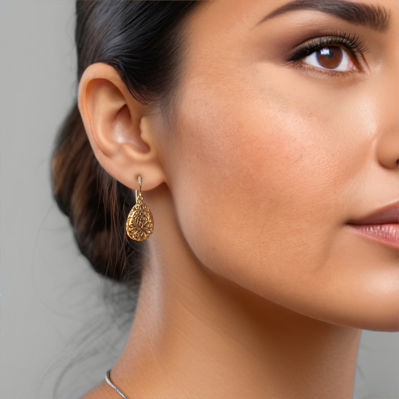 gold earrings simple models