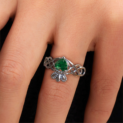 Bague claddagh emeraude sale