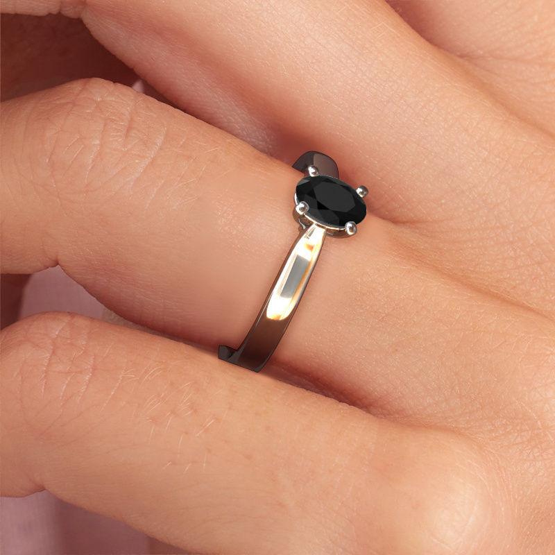 Afbeelding van Verlovingsring Mignon ovl 1 585 witgoud Zwarte diamant 0.60 crt