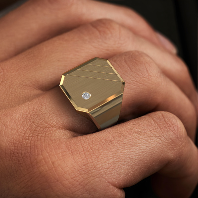 Solid edgy gold Patrick 5 signet ring | Guaranteed best price